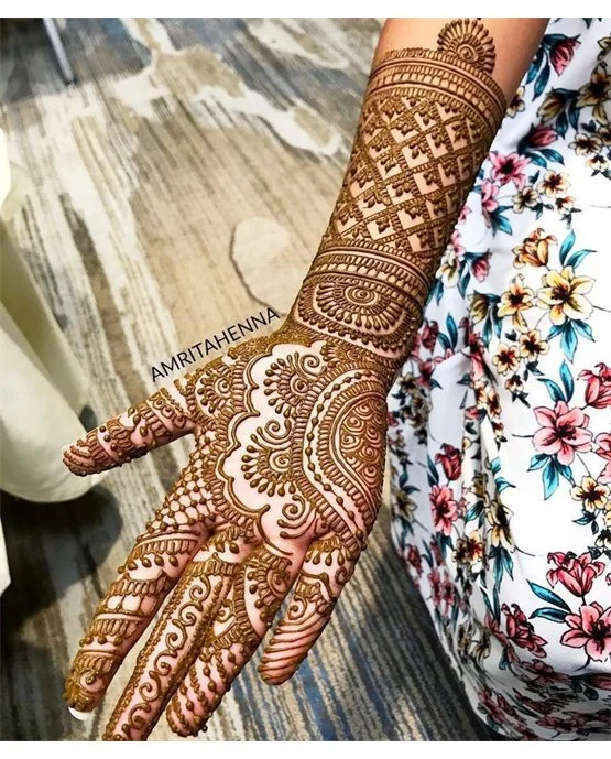 Ethnic Motif Using Plait Front Full Hand Mehndi Design